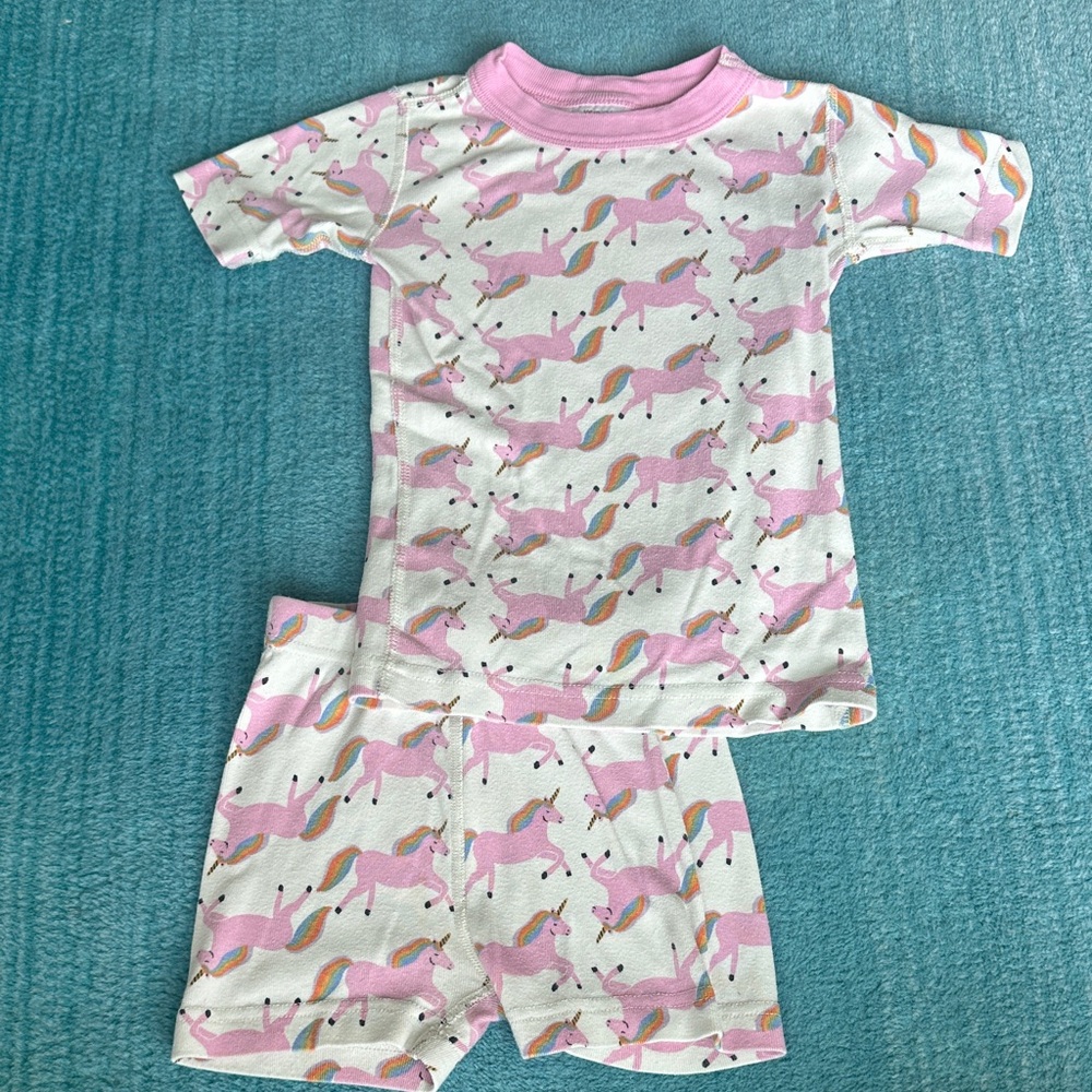 Hanna Andersson Unicorn Kids Pajama Set - Short Sleeve & Shorts 4T